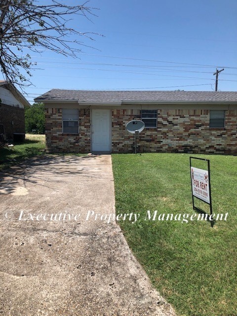 property at 410 Sunset Ln