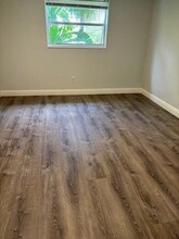 805 Hummingbird Way in North Palm Beach, FL - Building Photo - Building Photo