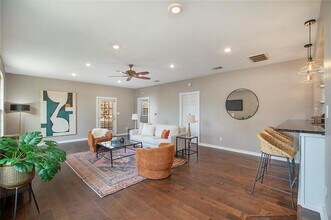 1519 Lansford Ave in Dallas, TX - Building Photo - Building Photo