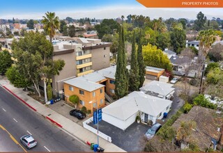 4540 Laurel Canyon Blvd in Valley Village, CA - Building Photo - Building Photo