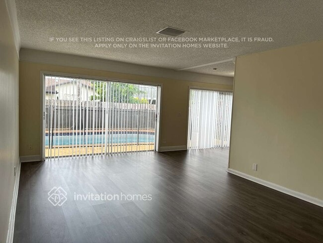 3300 NW 96th Ave in Sunrise, FL - Building Photo - Building Photo
