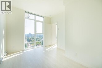 691 North Rd in Coquitlam, BC - Building Photo - Building Photo