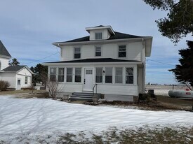 10212 Immanuel Rd in Yorkville, IL - Building Photo