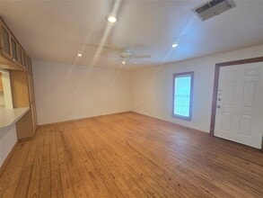 500 Laurel St in Bastrop, TX - Building Photo - Building Photo