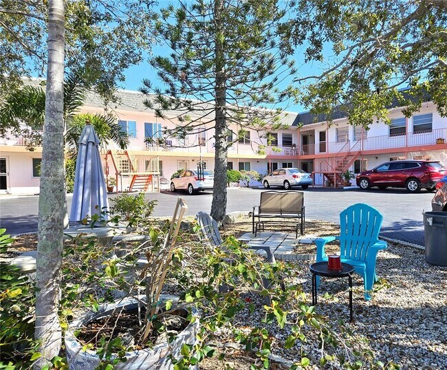 220 Park Blvd N in Venice, FL - Building Photo - Building Photo