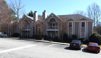 3701 Cotswold Apartamentos