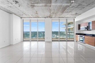 3470 E Coast Ave in Miami, FL - Building Photo - Building Photo