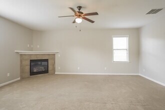 3253 Willow Meadow Ln in Douglasville, GA - Building Photo - Building Photo