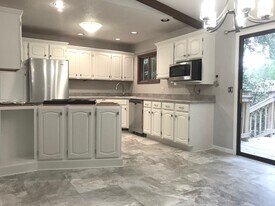 3507 Chapel Valley Rd in Rapid City, SD - Building Photo