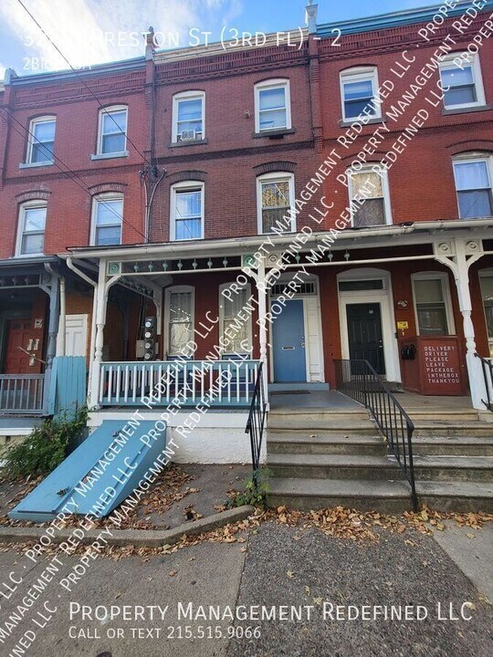 324 N Preston St in Philadelphia, PA - Building Photo