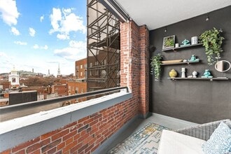 300 Commercial St in Boston, MA - Building Photo - Building Photo