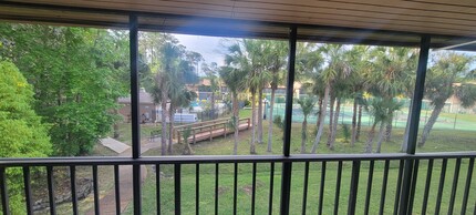 100 Sweetgum Woods Ct, Unit 8D in Deltona, FL - Building Photo - Building Photo