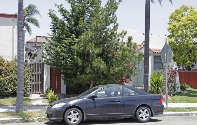 1726-1732 Meade Ave in San Diego, CA - Building Photo - Building Photo