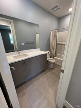 5371 Elan Dr in Fairfield, CA - Building Photo - Building Photo