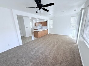 3851 Loyola Ln in Clovis, CA - Building Photo - Building Photo