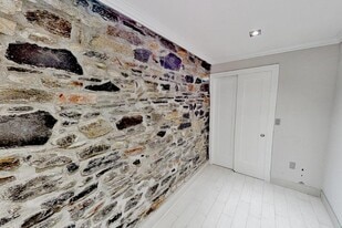 345 E 5th St, Unit 3 in New York, NY - Building Photo