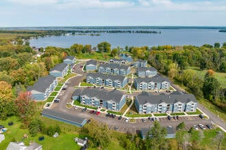 LoSo Lakeside Apartments in Cicero, NY - Building Photo - Building Photo