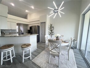 2150 Aberdeen Ln in Naples, FL - Building Photo - Building Photo