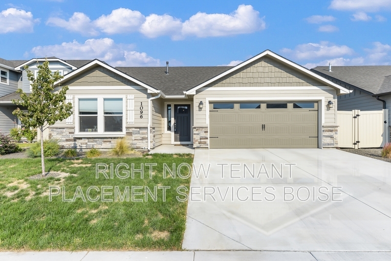 1096 N Ryde Ave in Kuna, ID - Building Photo
