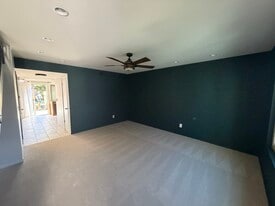 25356 Vía Verde in Lake Forest, CA - Building Photo