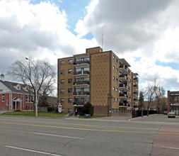 Monterey Park in Toronto, ON - Building Photo - Building Photo