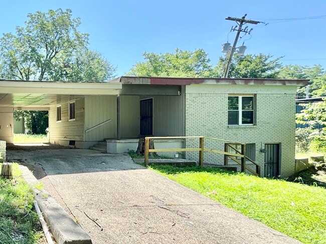 2876 Cela Rd in Memphis, TN - Building Photo - Building Photo