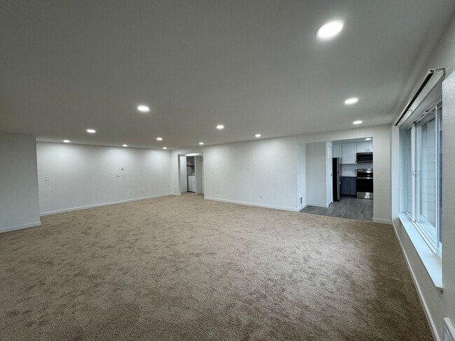 property at 1603 Norpoint Way NE