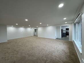 1603 Norpoint Way NE in Tacoma, WA - Building Photo - Building Photo