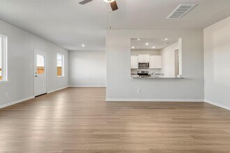 8126 Sunberry Shadow Dr in Houston, TX - Building Photo - Building Photo