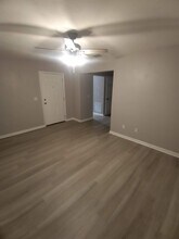 1518 Willow Bend Way, Unit B in Tallahassee, FL - Building Photo - Building Photo