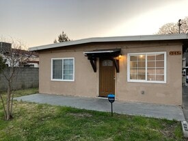 545 N 8th Street in Banning, CA - Building Photo