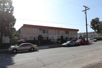 20952 Gresham St in Canoga Park, CA - Building Photo - Building Photo