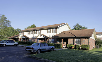 Calloway Village Apartments in Clinton, TN - Building Photo