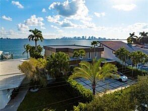 1500 S Treasure Dr in North Bay Village, FL - Foto de edificio - Building Photo