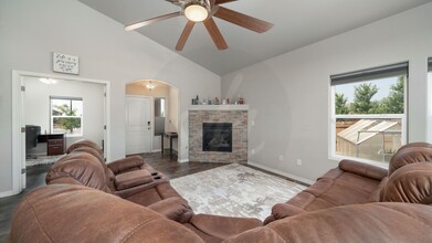 7637 Cat Tail Creek Dr in Colorado Springs, CO - Building Photo - Building Photo