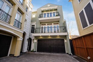 1818 Binz St in Houston, TX - Building Photo