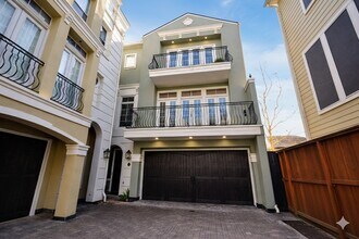 1818 Binz St in Houston, TX - Building Photo - Building Photo