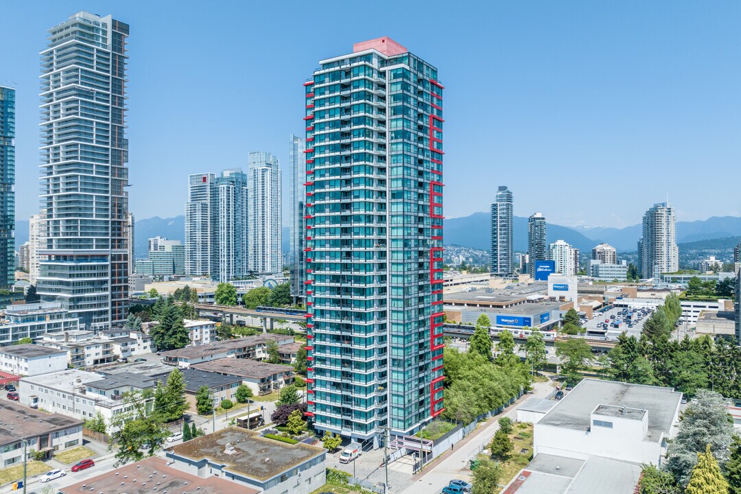 MODA in Burnaby, BC - Building Photo