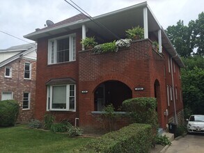 2528 Beechwood Blvd in Pittsburgh, PA - Building Photo - Building Photo