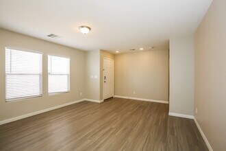 8521 Wildheart Ranch St in Las Vegas, NV - Building Photo - Building Photo