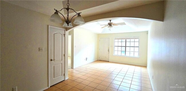 7 W Prosperity Dr in Edinburg, TX - Building Photo - Building Photo