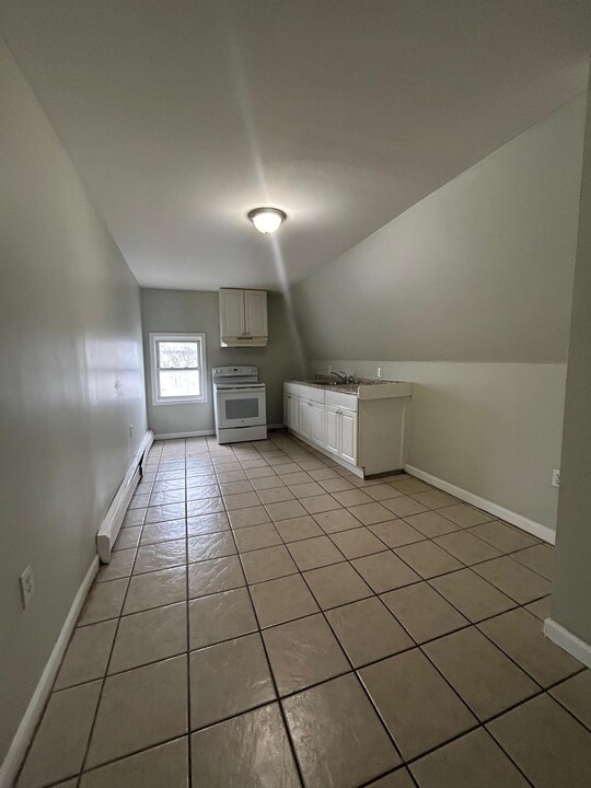51 N 5th St in Newark, NJ - Building Photo