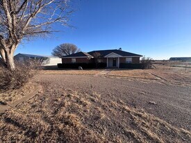 5621 126th St in Lubbock, TX - Building Photo