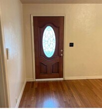 1720 Thurston Ave NE in Olympia, WA - Building Photo - Building Photo