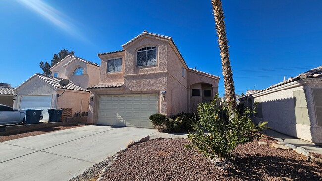 1829 Sierra Hills Way in Las Vegas, NV - Building Photo - Building Photo