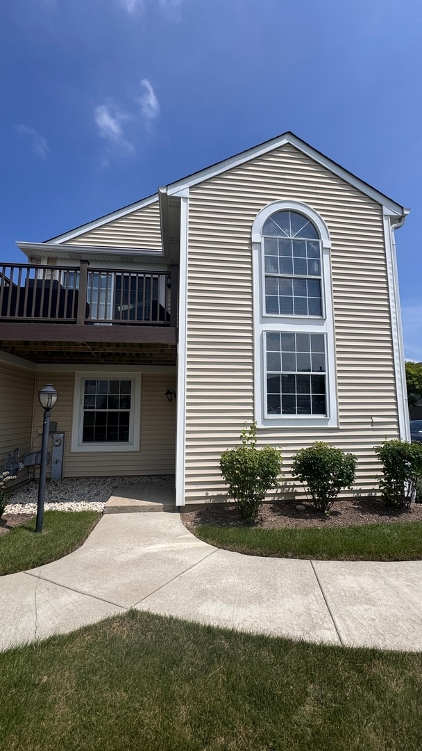 property at 640 Le Parc Cir