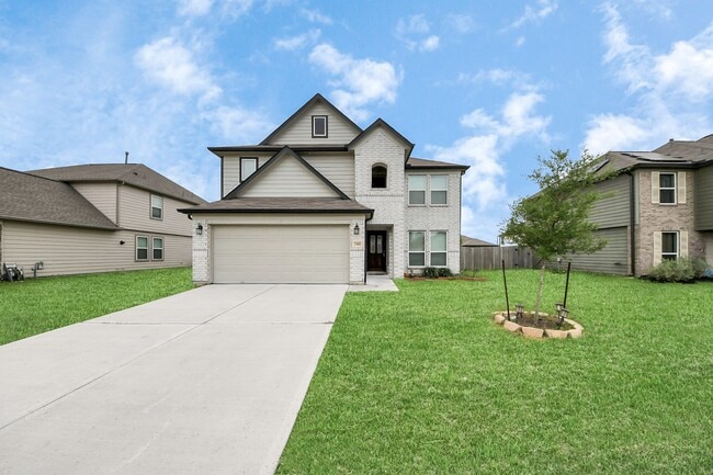 property at 2918 Silverhorn Ln