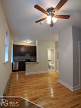 633 W Barry Ave, Unit #635-107 in Chicago, IL - Building Photo - Building Photo