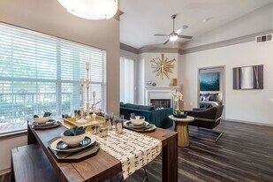 12100 Metric Blvd, Unit 1023 in Austin, TX - Building Photo