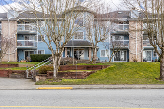 Riverside in Maple Ridge, BC - Building Photo - Building Photo